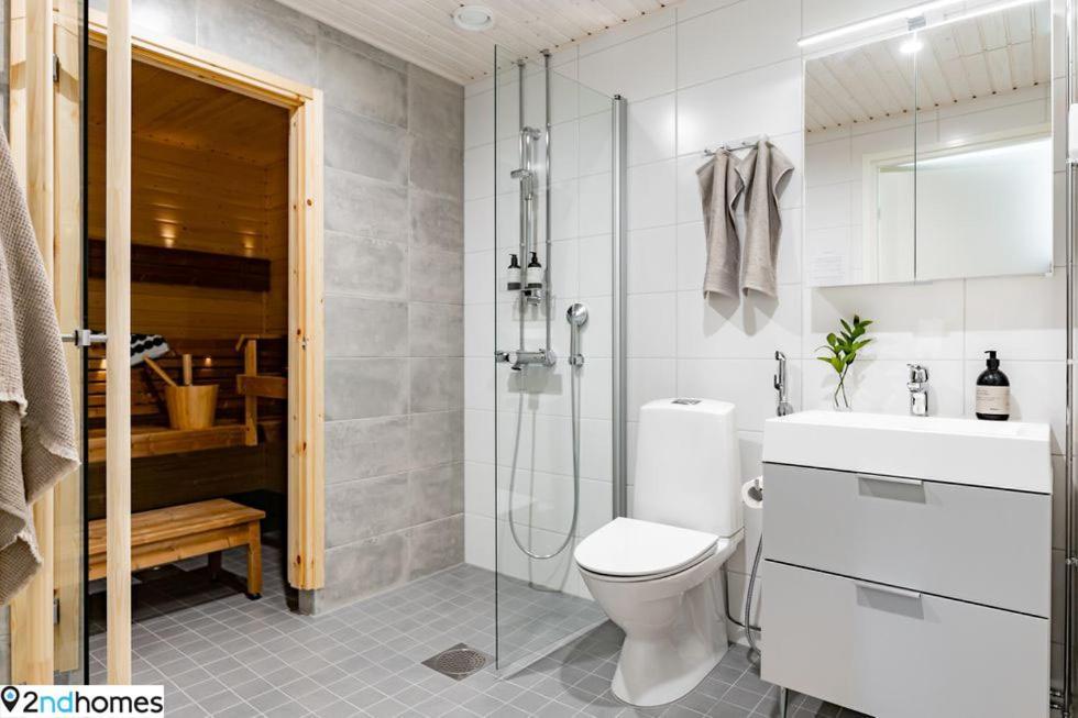 "Kanava" - New 1Br Apartment With Sauna, Balcony & Views, Hosted By 2Ndhomes ตัมเปเร ภายนอก รูปภาพ